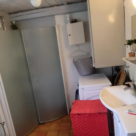 Small House Aero